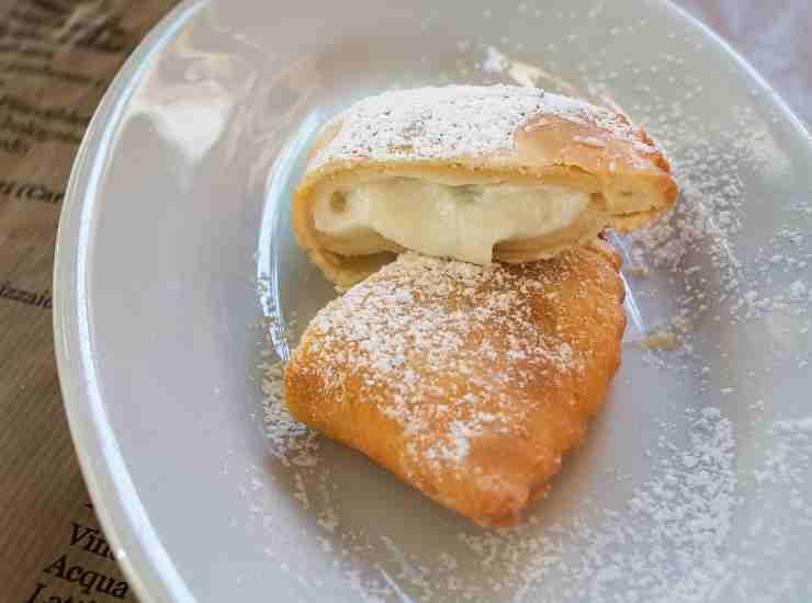 Cassatelle di Carnevale ricetta - Inchiostroverde.it (Fonte foto Canva)