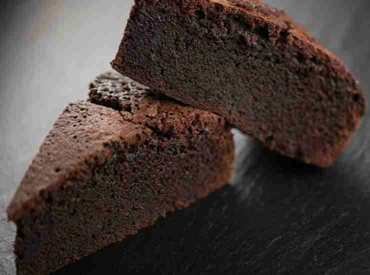 Torta golosa al cioccolato - Inchiostroverde.it (Fonte foto canva)